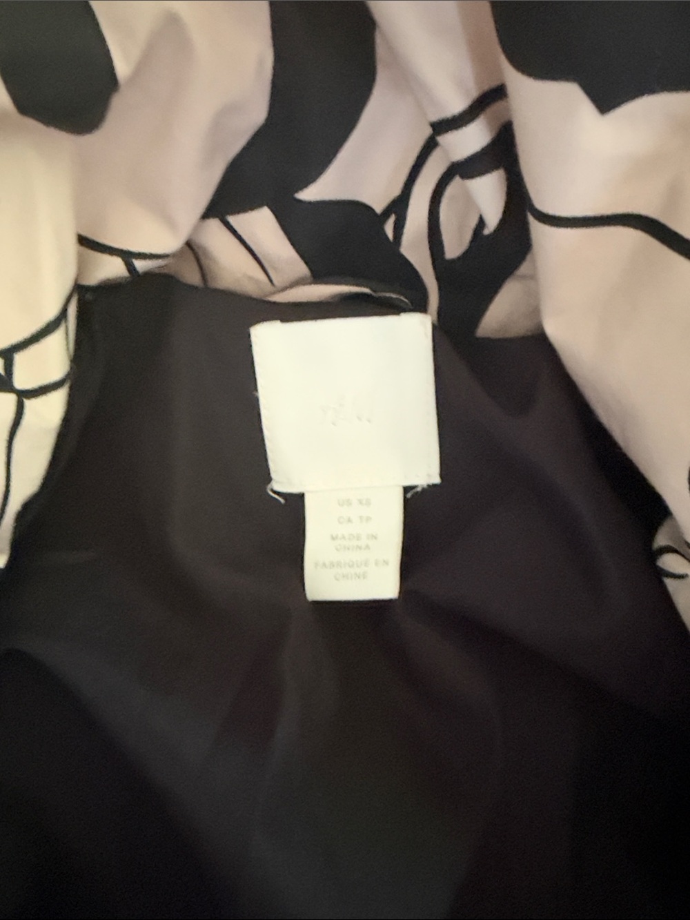 H&M Minnie Mouse Puffer Jacket - Picture 3 of 5